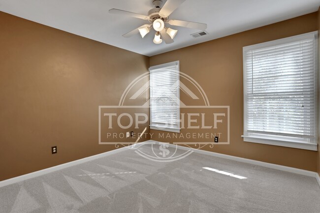 Building Photo - 127 Tara Blvd