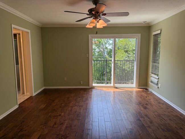 Building Photo - 9106 Rockcrest Cir