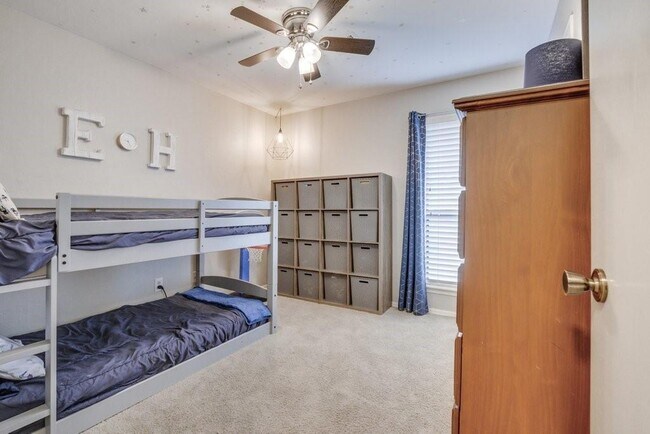 Building Photo - 1332 Chimney Hill Rd