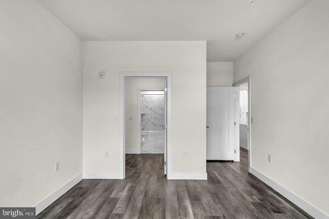 Building Photo - 1761 Old Meadow Rd