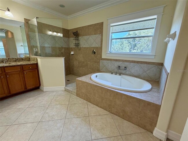 Building Photo - 10531 Mistflower Ln