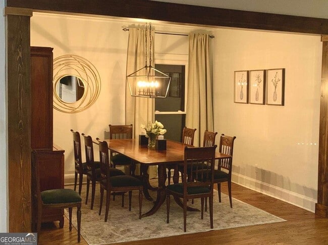 Building Photo - 1230 St Ives Ct