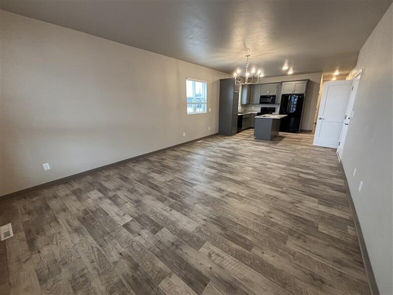 Building Photo - 318 Rising Star Ln