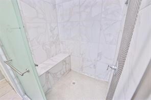 Building Photo - 642 Wilcrest Dr