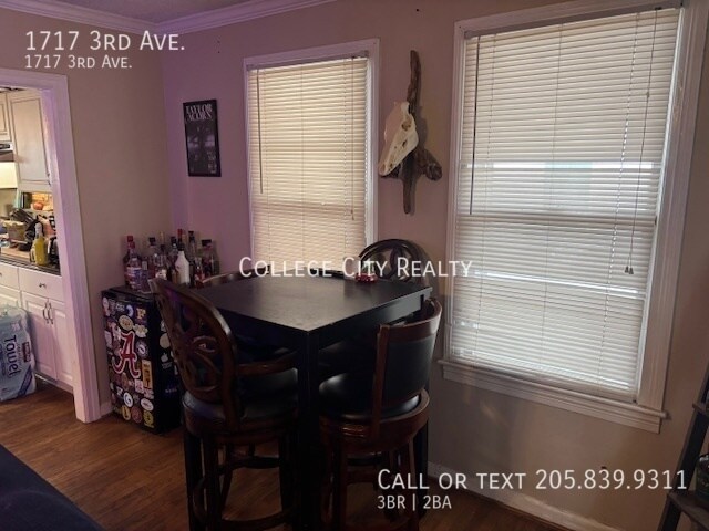 Building Photo - 1717 3rd Ave