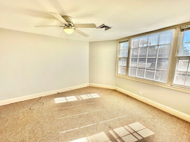 Building Photo - JUST RENOVATED - Astonishing Adams Morgan ...