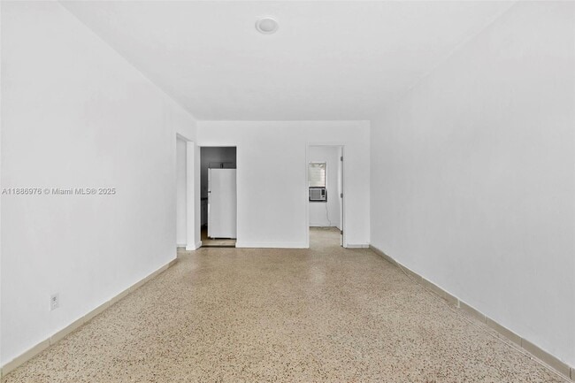 Building Photo - 770 83rd St