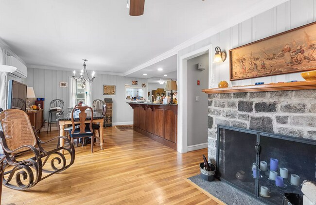 Building Photo - 26 Davenport Ave