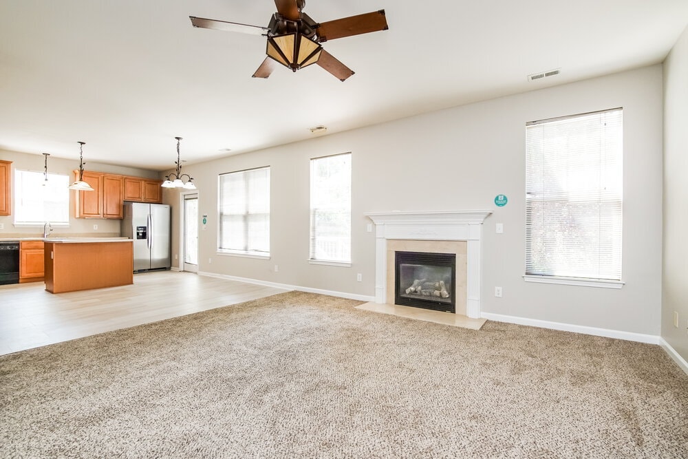 Building Photo - 360 Stobhill Ln