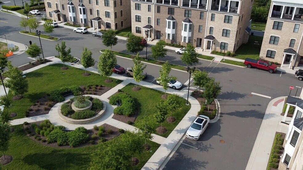 Building Photo - 115 Wellie Hl Pl