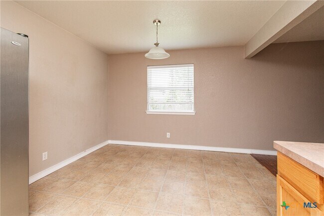 Building Photo - 3408 Ida Dr