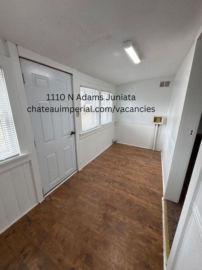 Building Photo - 1 bedroom house