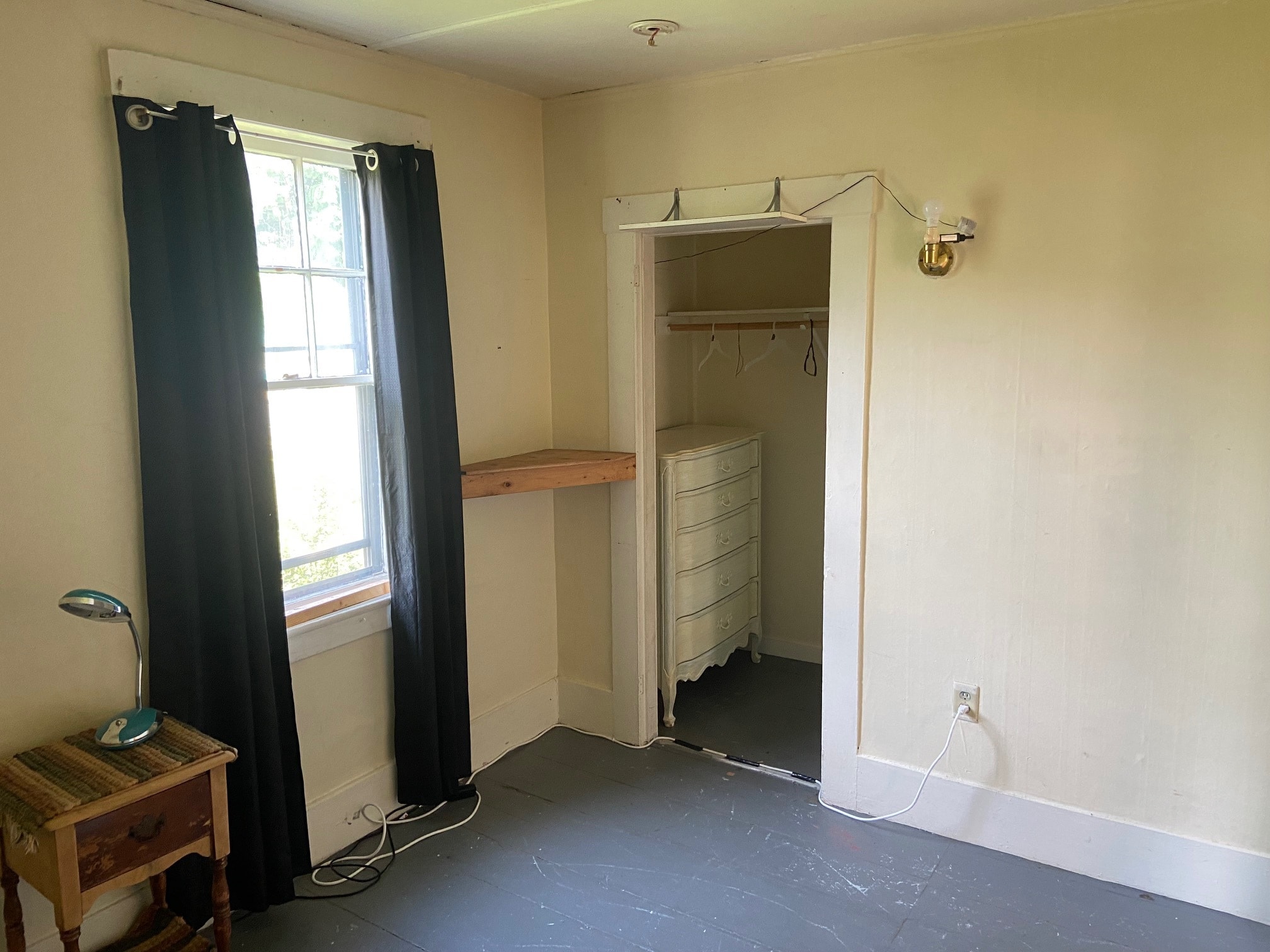 Building Photo - 210 Elliot St