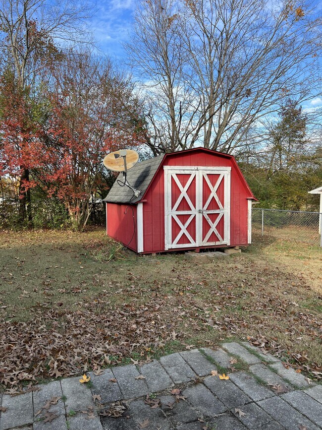 Building Photo - 1185 Mt Vernon Rd