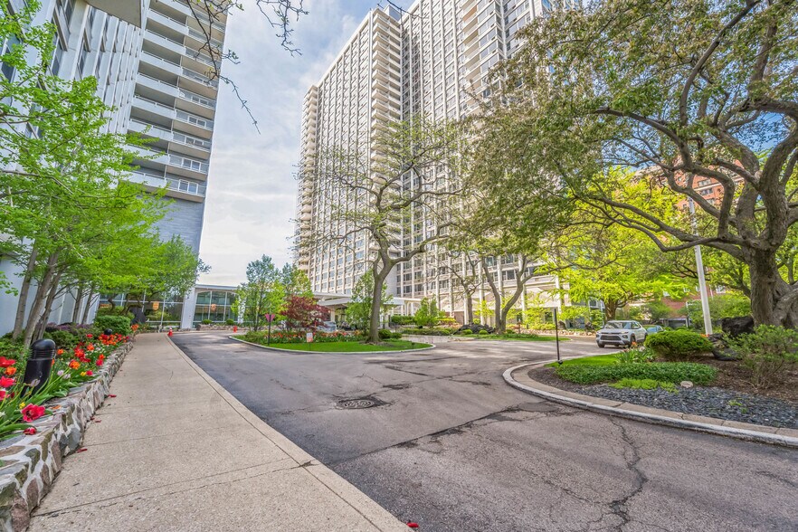 Building Photo - 4250 N Marine Dr