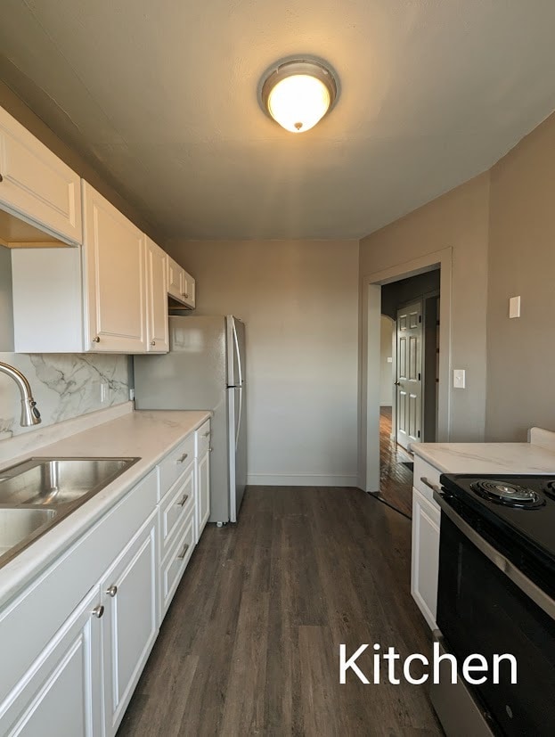 Building Photo - 407 E 6th St