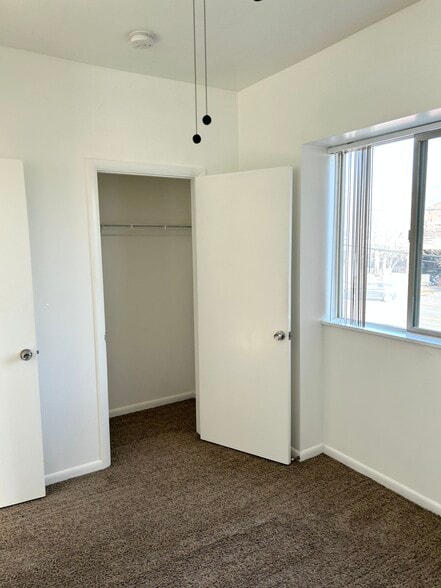 Bedroom and closet - 454 S 500 E