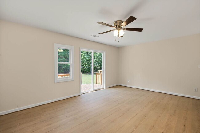 Building Photo - 300 Smoots Ln