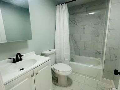 Building Photo - 210 Wolcott St