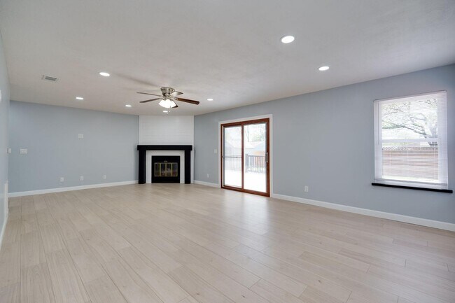 Building Photo - 6214 Shull Rd