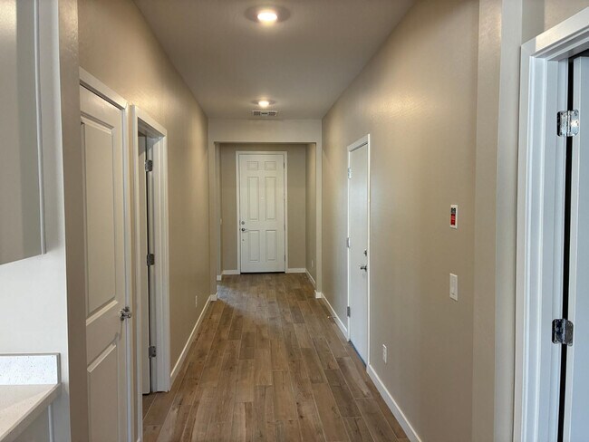 Building Photo - 18372 W Villa Chula Ln