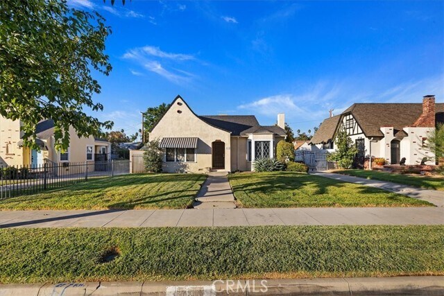 Building Photo - 4311 Sunnyside Dr