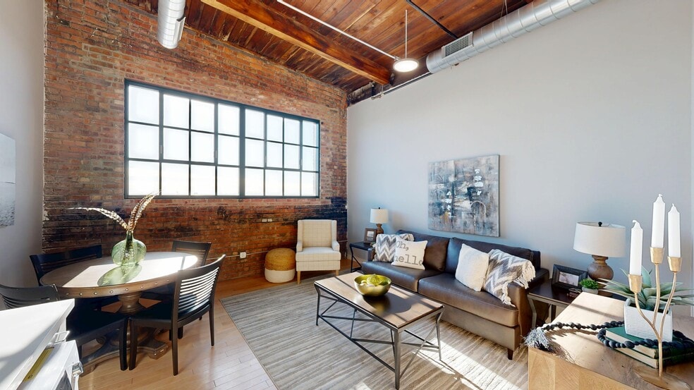 Living Area 2 bed/ 1 bath - 812 Lofts