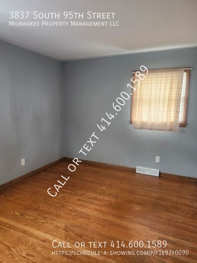 Building Photo - 3837 S 95th St