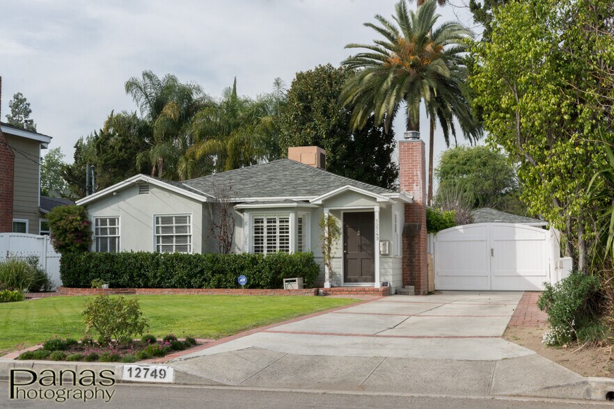 Building Photo - 12749 Milbank St