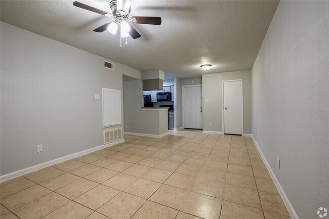 Building Photo - 13151 Walden Rd