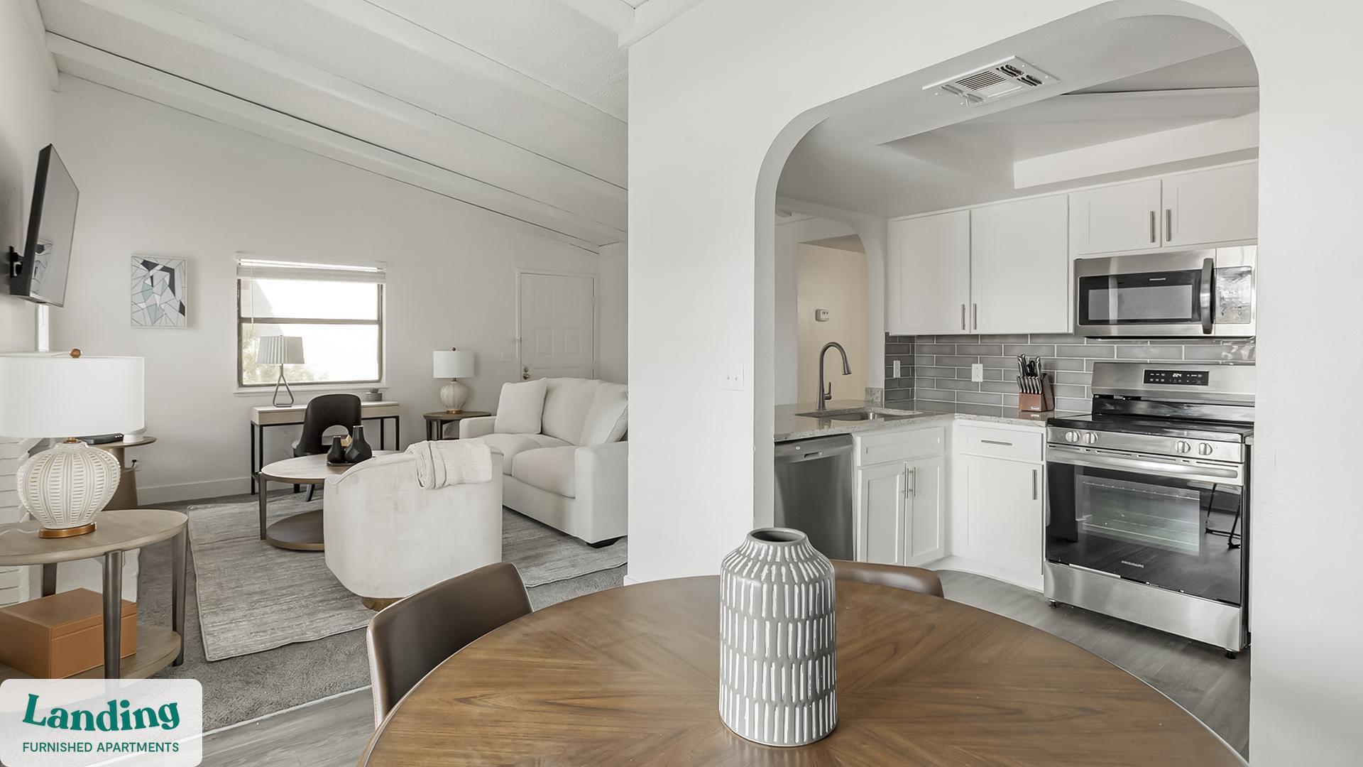 Building Photo - 5272 Tamarus St