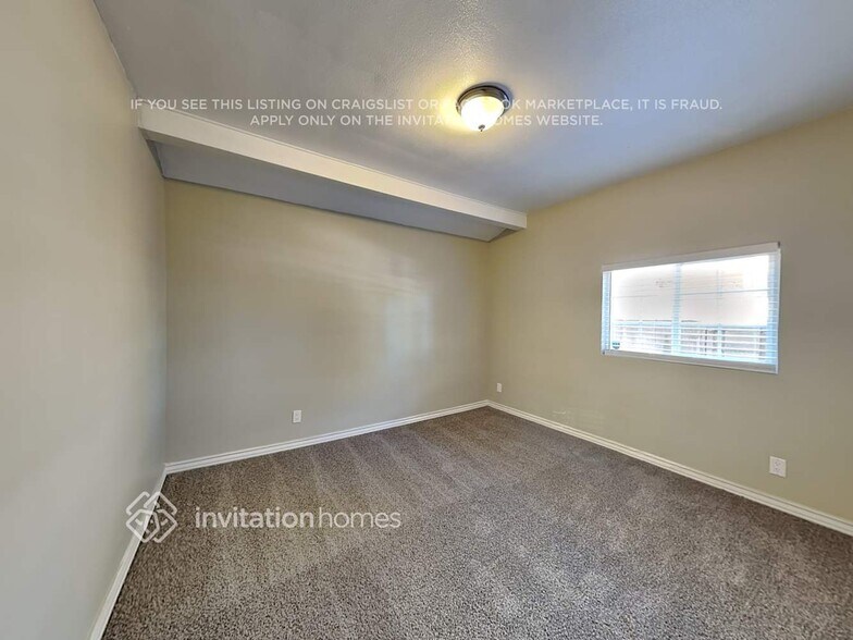 Building Photo - 8005 Quartz Ave