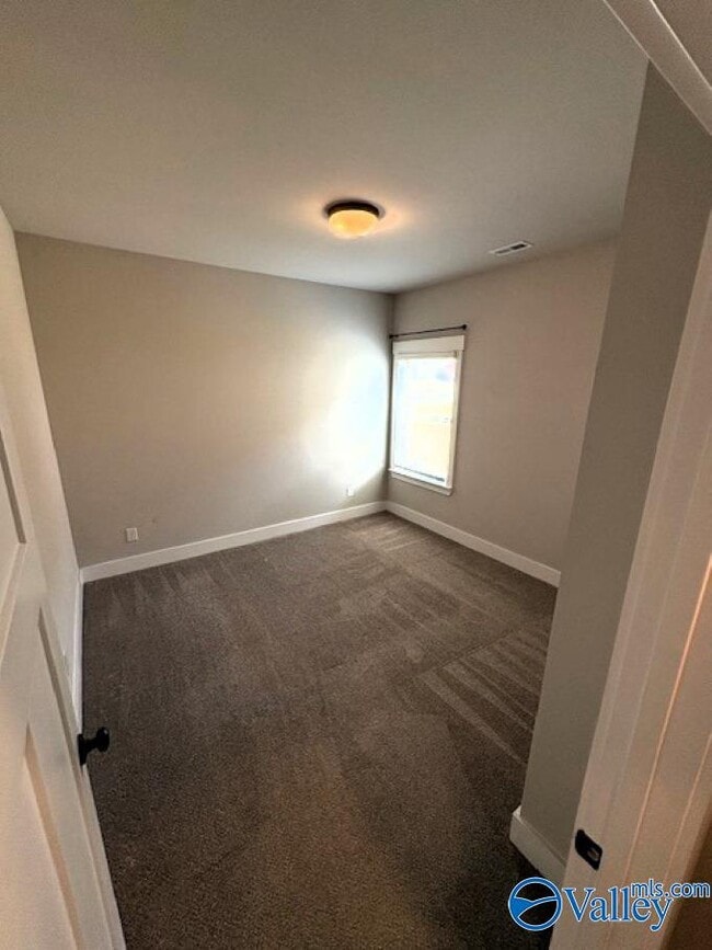 Building Photo - 106 Harvester Dr