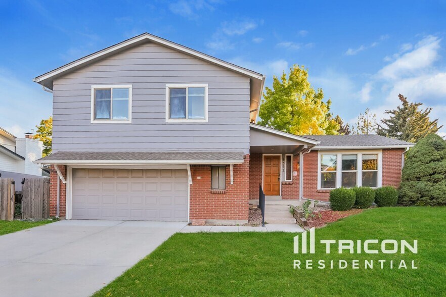 Primary Photo - 6552 W Morraine Pl