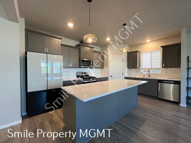 Building Photo - 14611 SW 78th Ave