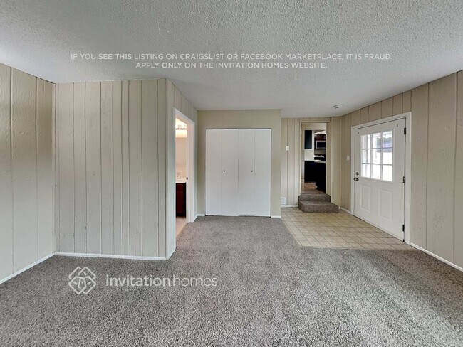 Building Photo - 9219 S 51st Ave