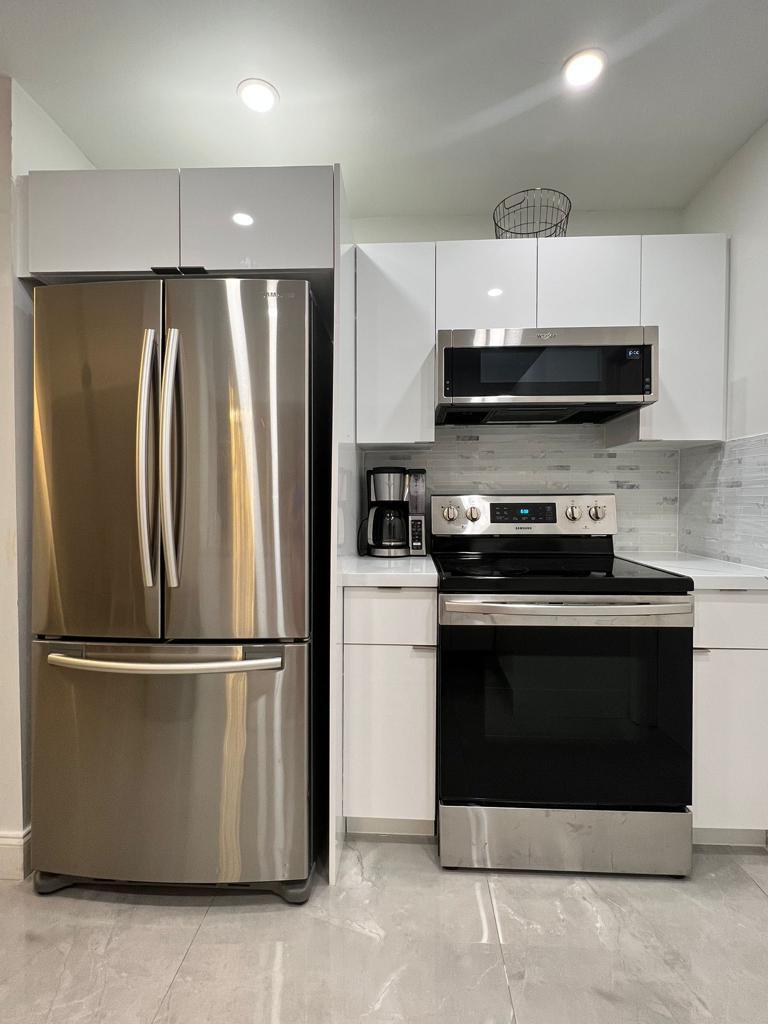 Building Photo - 7303 NW 57th Dr