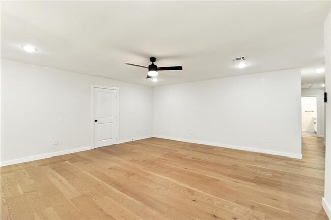 Building Photo - 4814 Warm Springs Rd