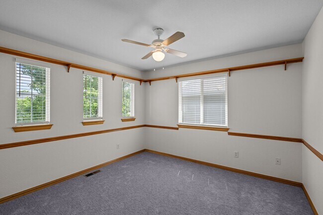 Building Photo - 10197 S Fairgate Way