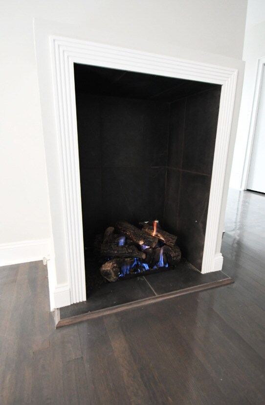 Building Photo - 6138 N Kenmore Ave