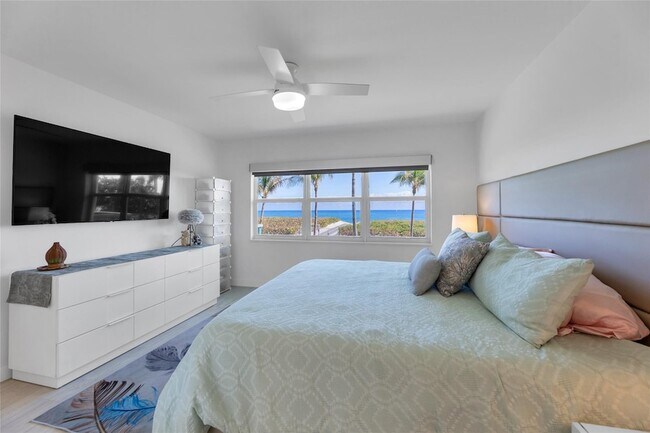 Building Photo - 1610 N Ocean Blvd