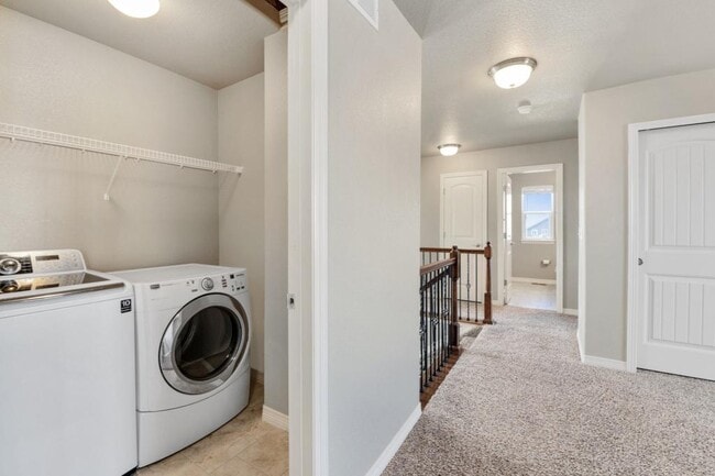 Building Photo - 1520 Cirque Valley Ln