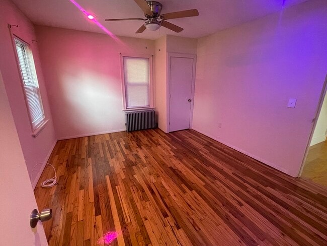 Building Photo - 79A N Warren Ave