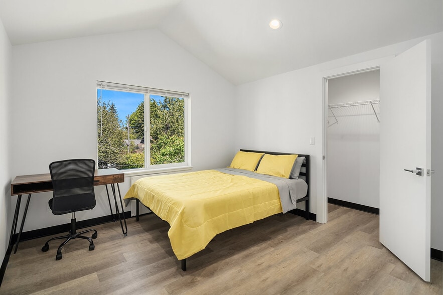 Furnished Bedroom - 5004 7th Ave NE