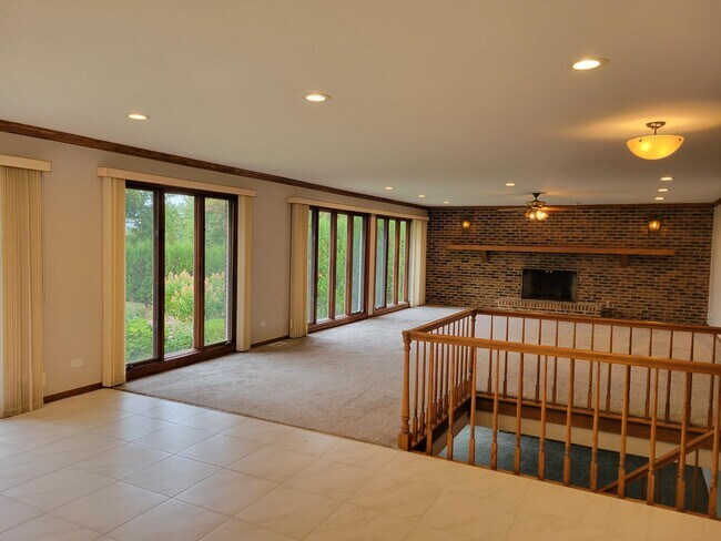 Building Photo - 3483 S Shore Dr