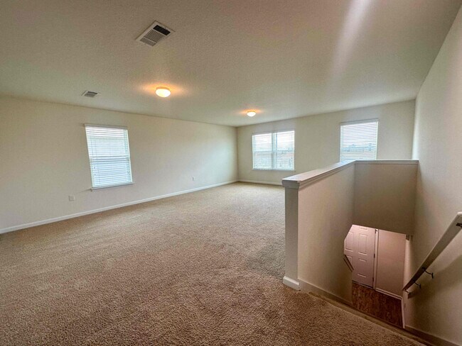 Building Photo - 733 Widgeon Wy