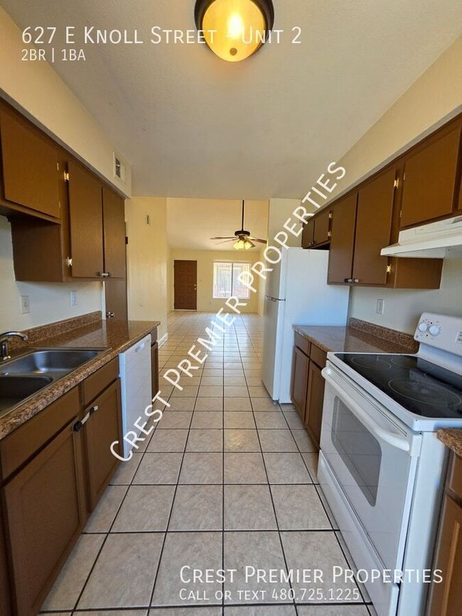 Building Photo - 627 E Knoll St