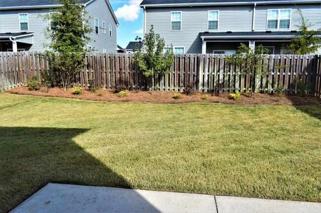 Building Photo - 407 Brantley Cove Cir