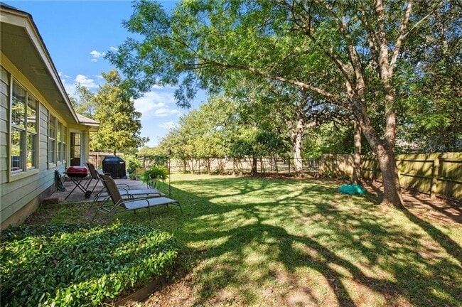 Building Photo - 119 Bluejack Pl