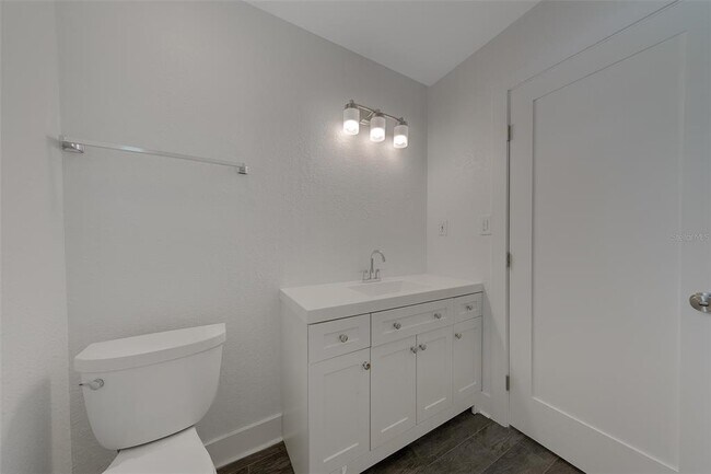 Building Photo - 315 82nd Ave